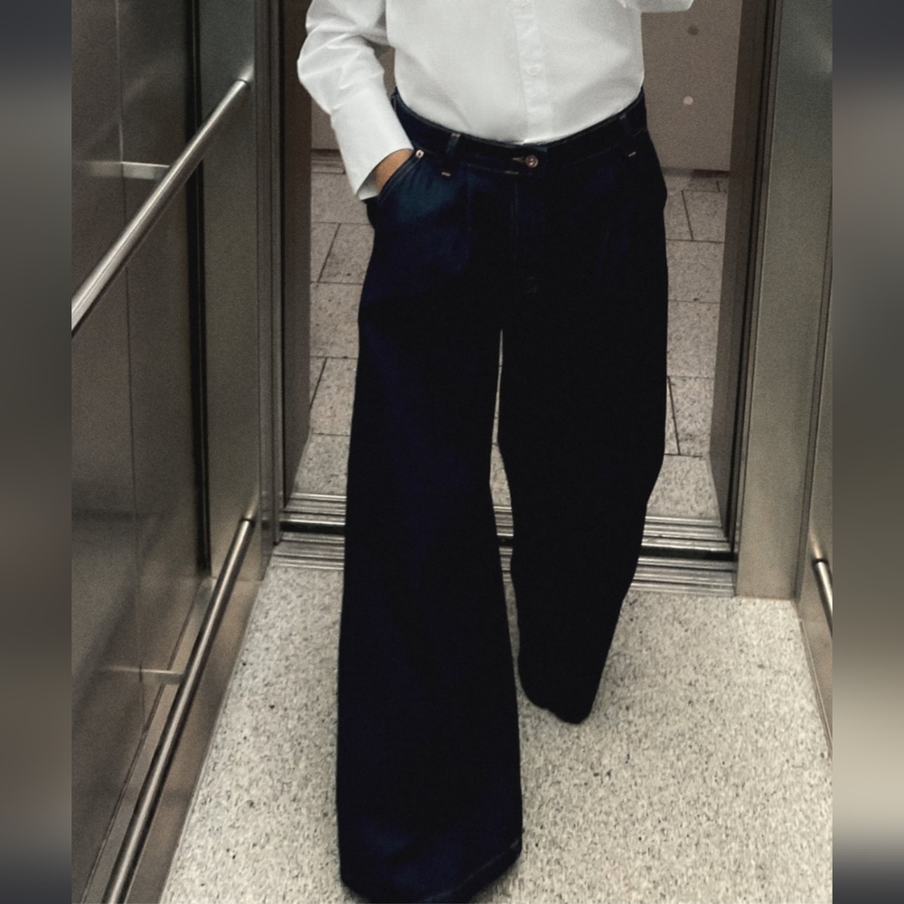 NWT Zara High Waist Pleated Dark Wash Super Wide Leg Palazzo Jeans Sz 12 / 44